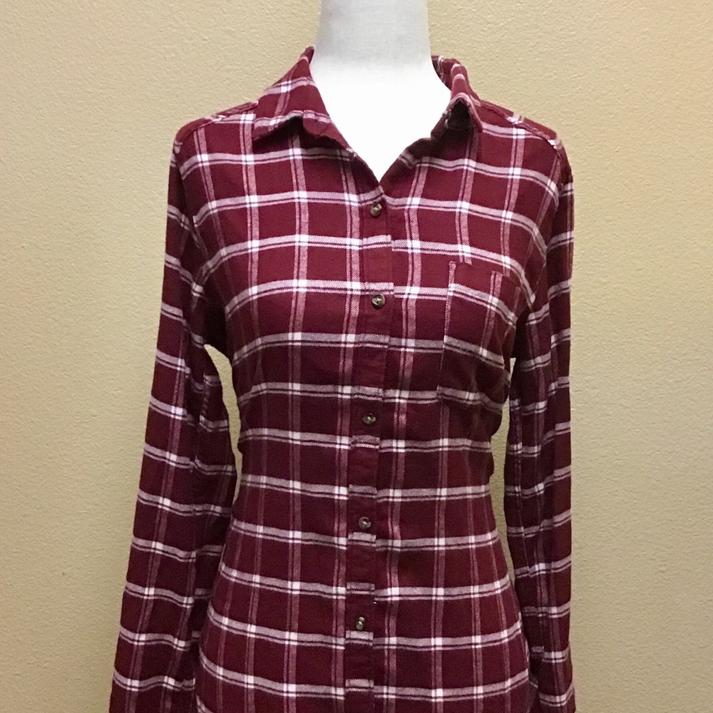 *NEW WITH TAGS 🏷* Hollister Women’s Flannel